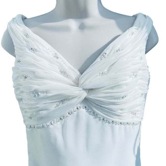 PRONOVIAS You Wedding Gown w/ Train Button Back Beaded Off Shoulders - Picture 6 of 15